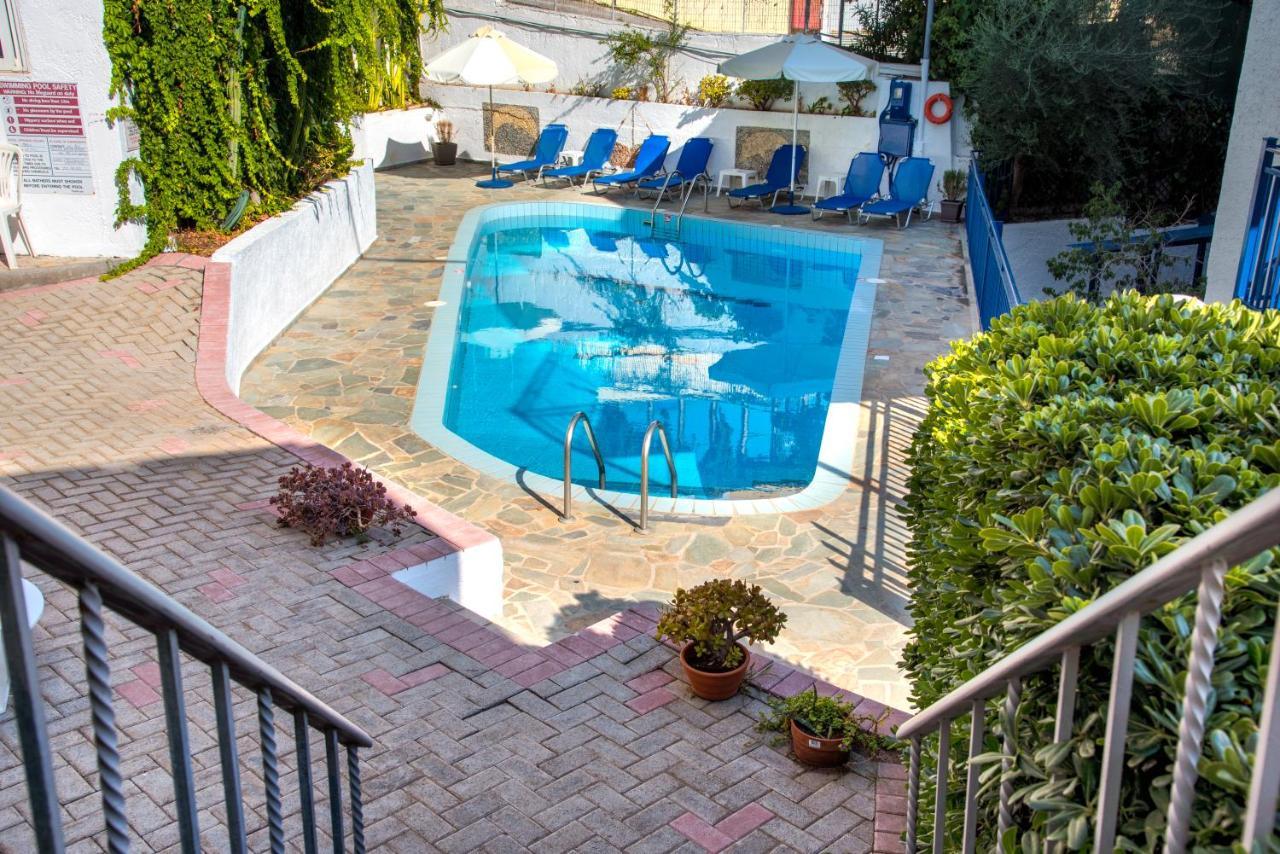 Amazona Aparthotel Agia Pelagia Exterior foto