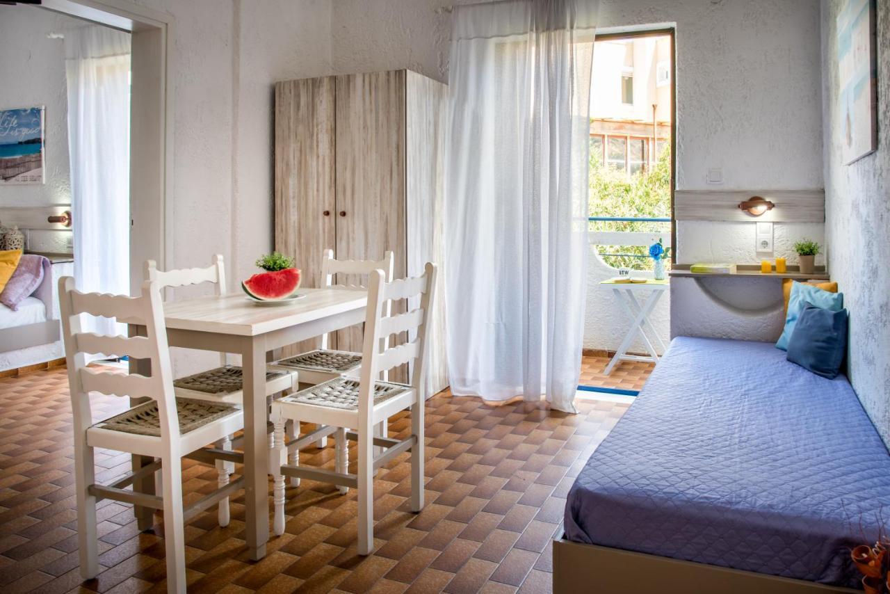 Amazona Aparthotel Agia Pelagia Exterior foto
