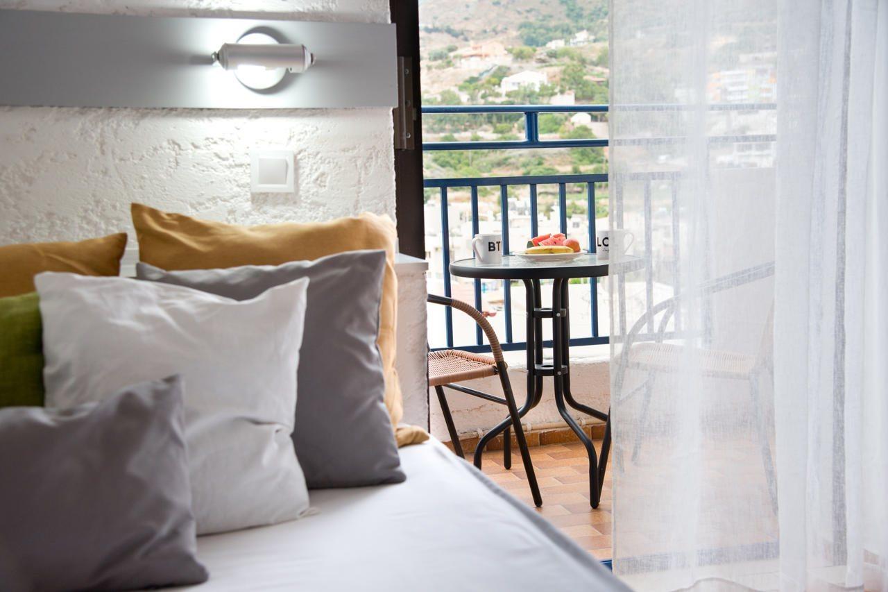 Amazona Aparthotel Agia Pelagia Exterior foto